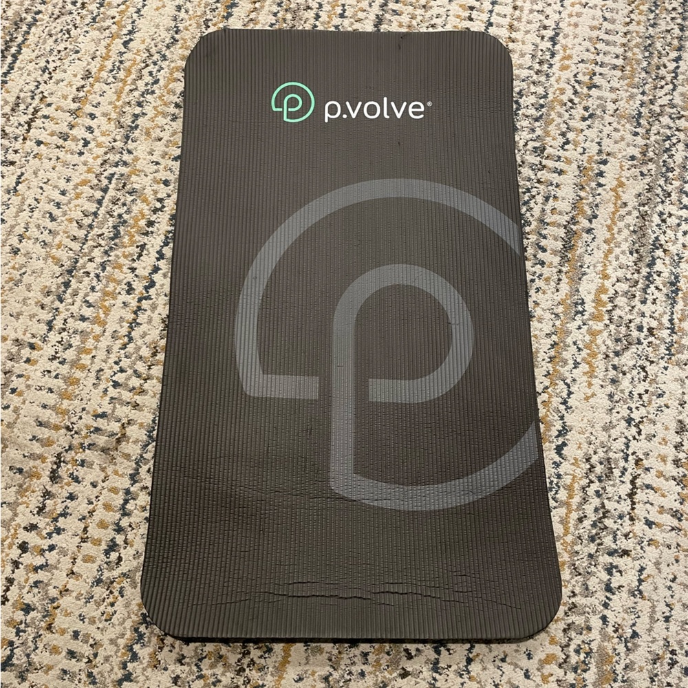 Pvolve Precision Mat (Cushion/Workout Mat), barely used, in excellent condition - Picture 3 of 4